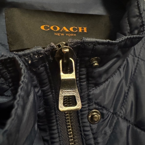 Coach Women’s Blue Light Quilted jacket - Picture 3 of 8
